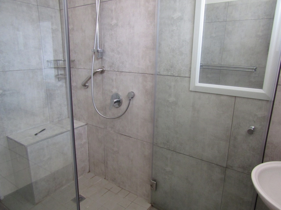 3 Bedroom Property for Sale in Humansdorp Eastern Cape